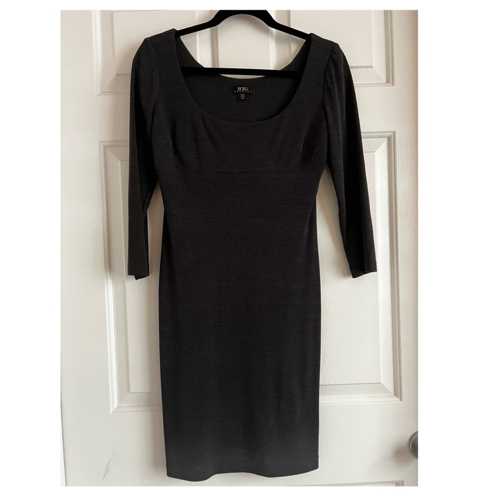 Fitted Long sleeve BCBG dress size M in a pretty grey /slate color.